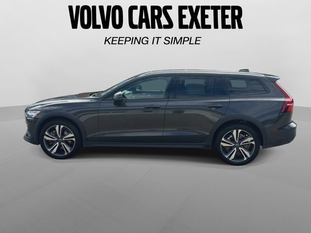 Certified 2025 Volvo V60 B5 Cross Country Plus AWD/4WD image 6