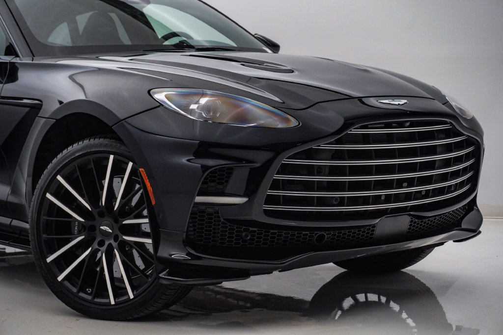 Used 2025 Aston Martin DBX 707 AWD/4WD image 4
