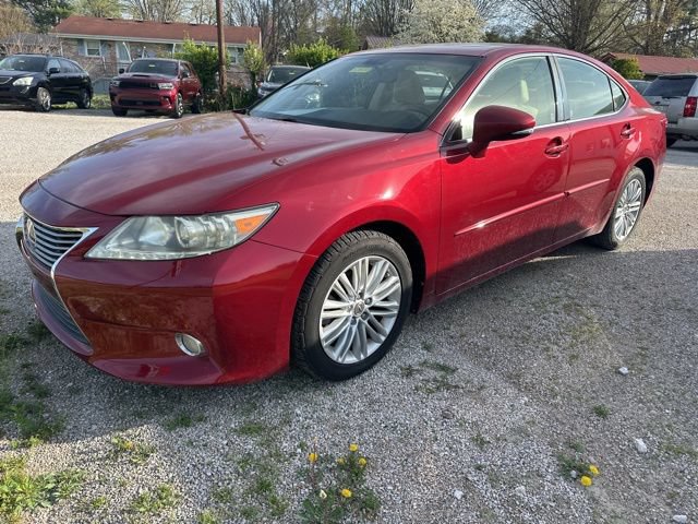 Used 2013 Lexus ES 350 w/ Luxury Pkg FWD image 2