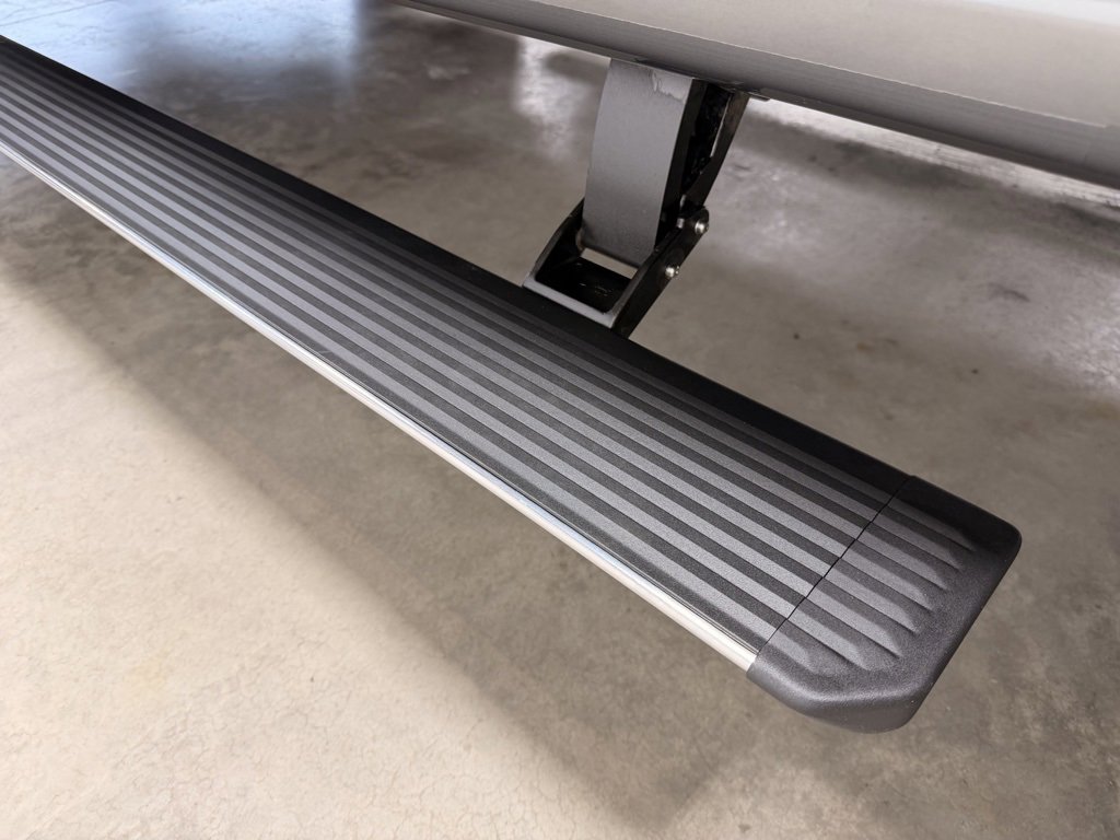 Used 2025 Ford F450 Platinum w/ FX4 Off-Road Package image 23