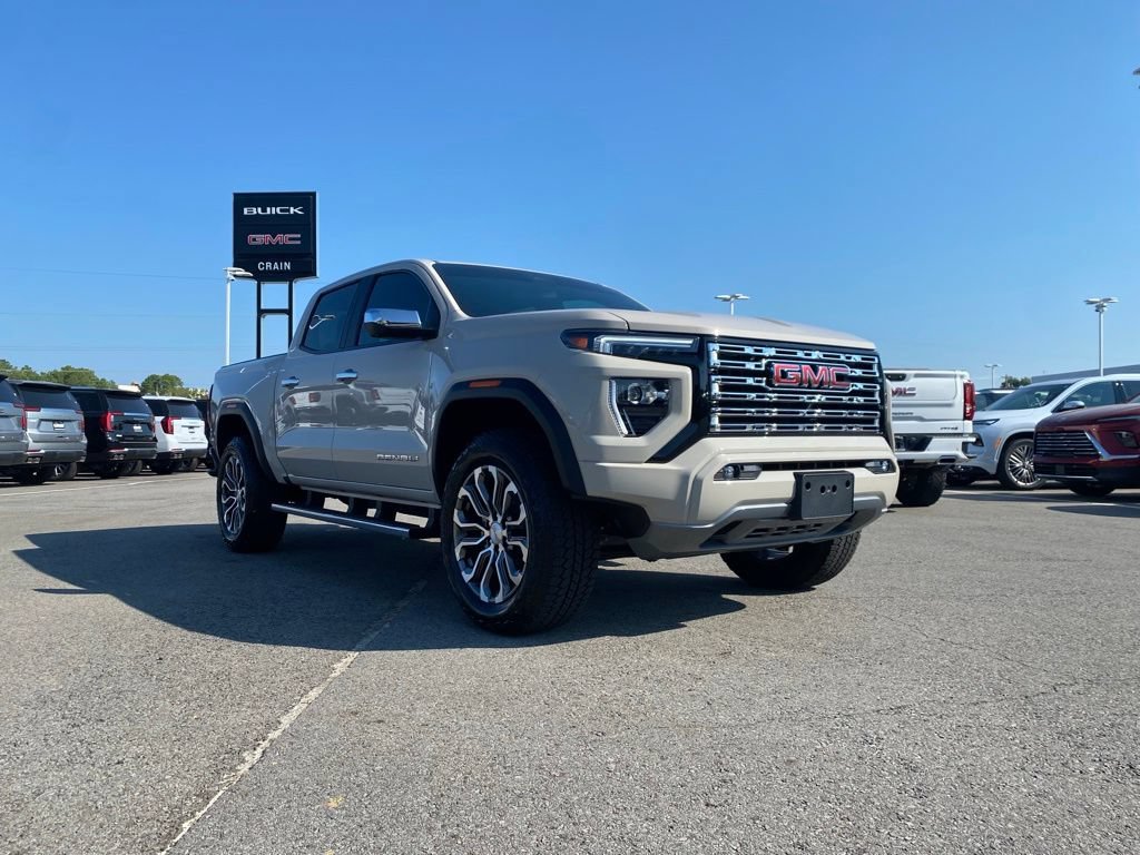 Used 2026 GMC Canyon Denali AWD/4WD image 4