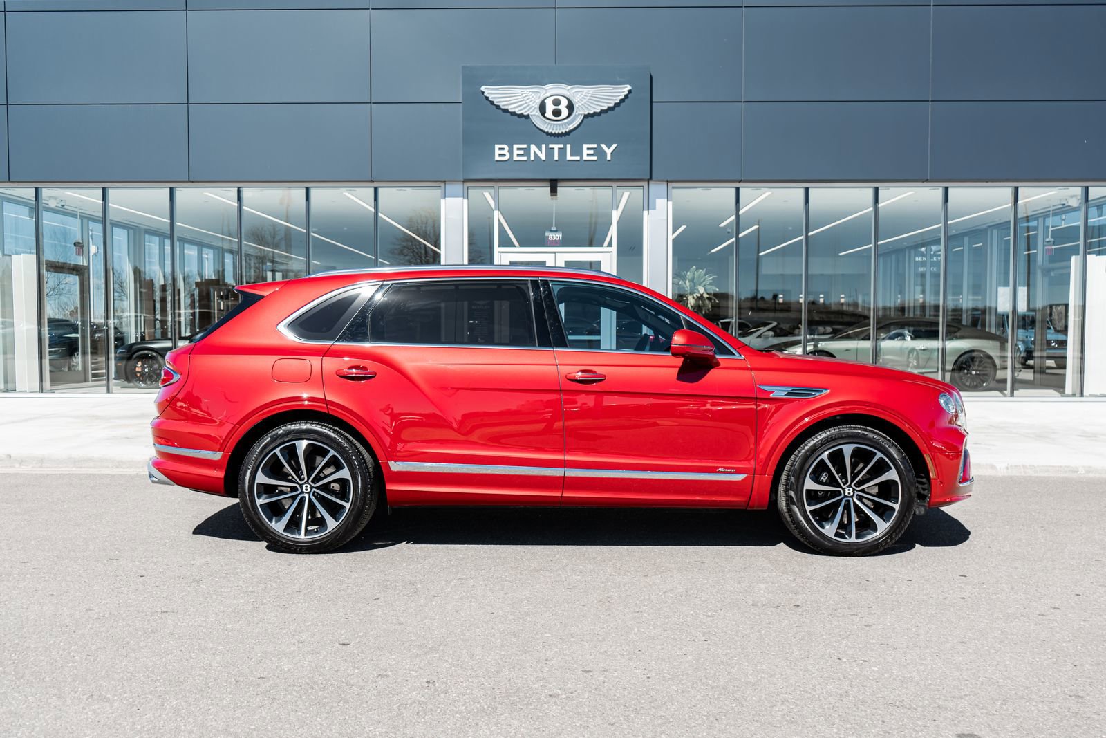 Certified 2024 Bentley Bentayga Extended Wheelbase image 14