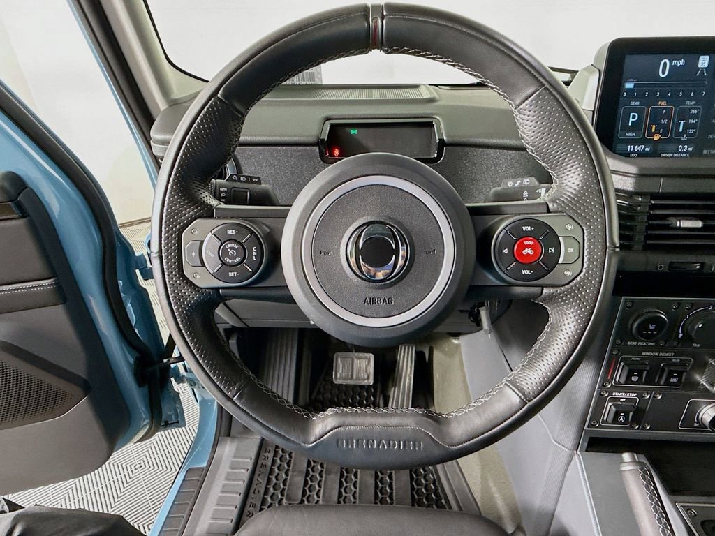 Used 2024 INEOS Grenadier Fieldmaster Edition image 11