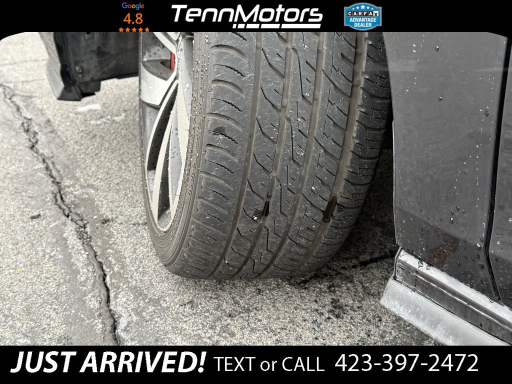 Used 2022 Volkswagen GTI SE w/ SE Leather Package image 9