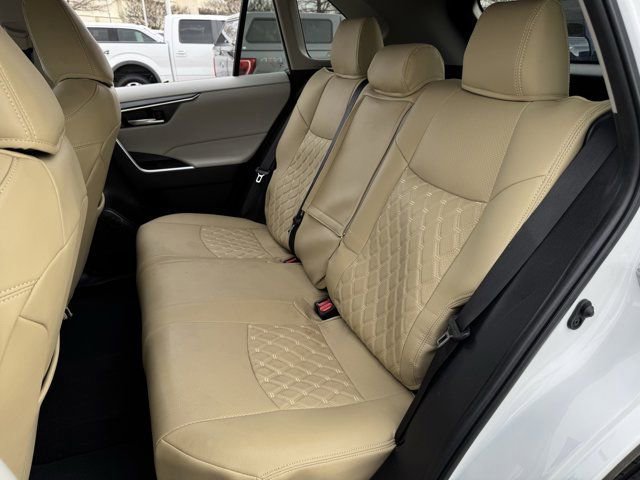 Used 2023 Toyota RAV4 XLE image 28