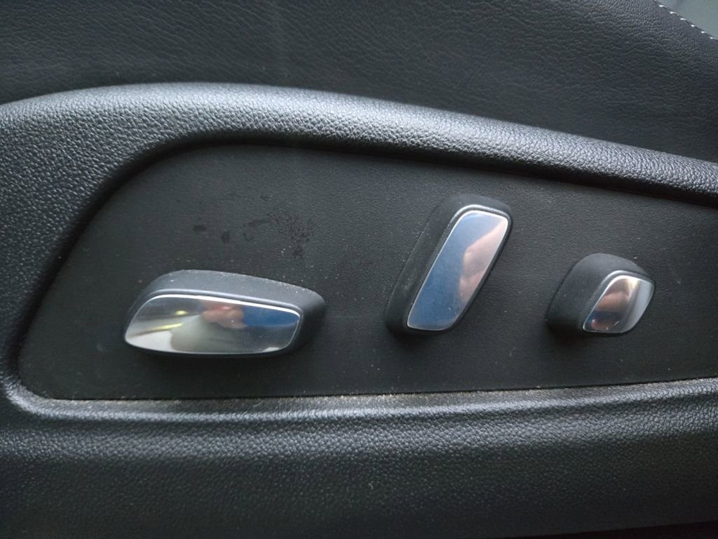 Certified 2024 Cadillac XT5 Premium Luxury image 14