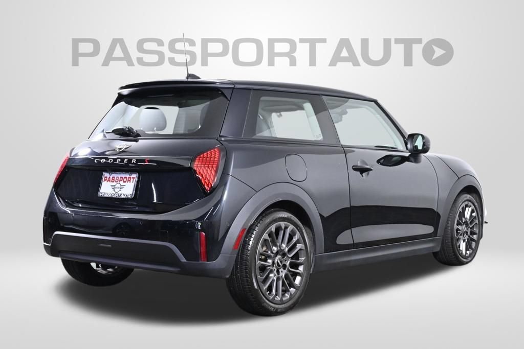 Certified 2025 MINI Cooper S FWD image 8