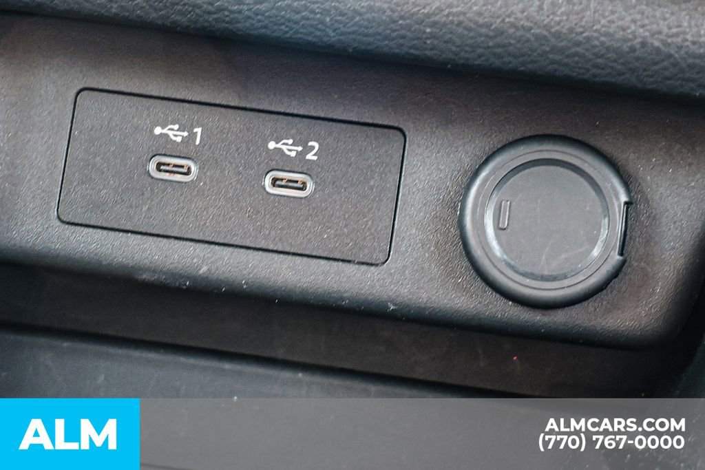 Used 2025 Nissan Rogue SV FWD image 43