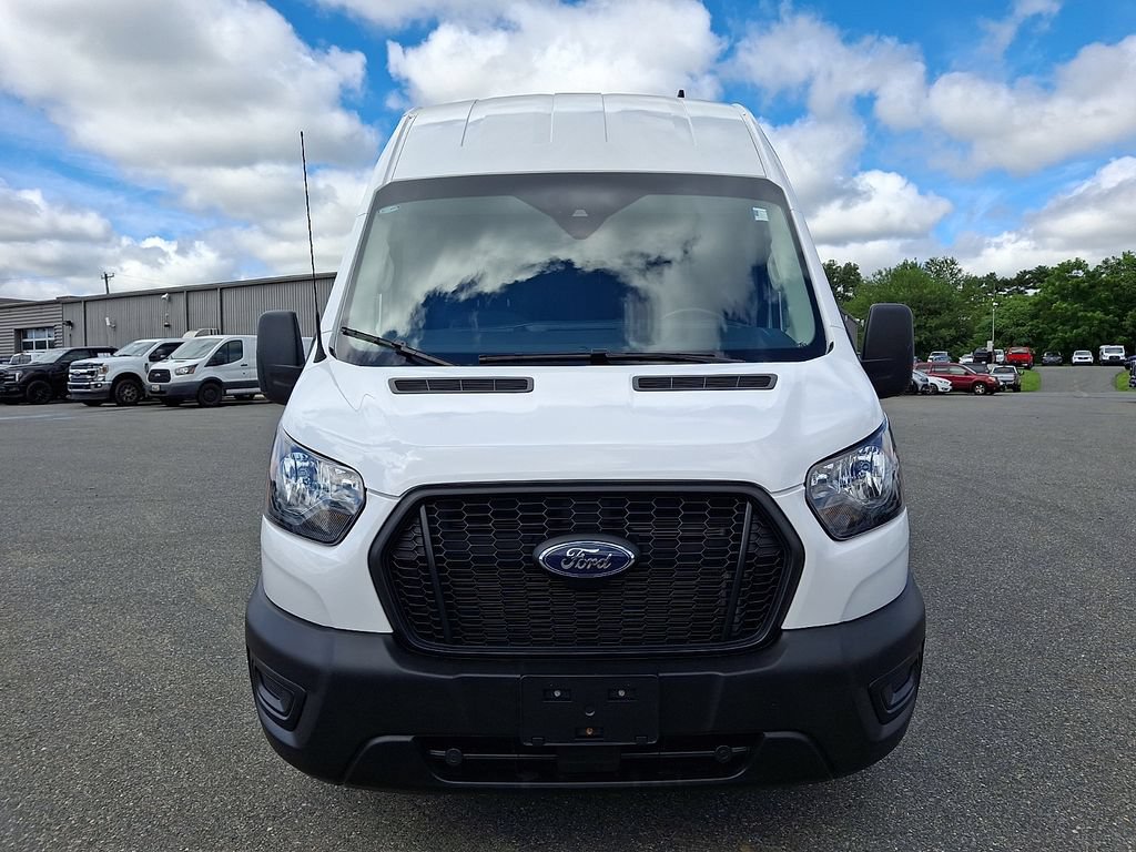 Used 2024 Ford Transit 250 148 High Roof Extended w/ Load Area Protection Package RWD image 2