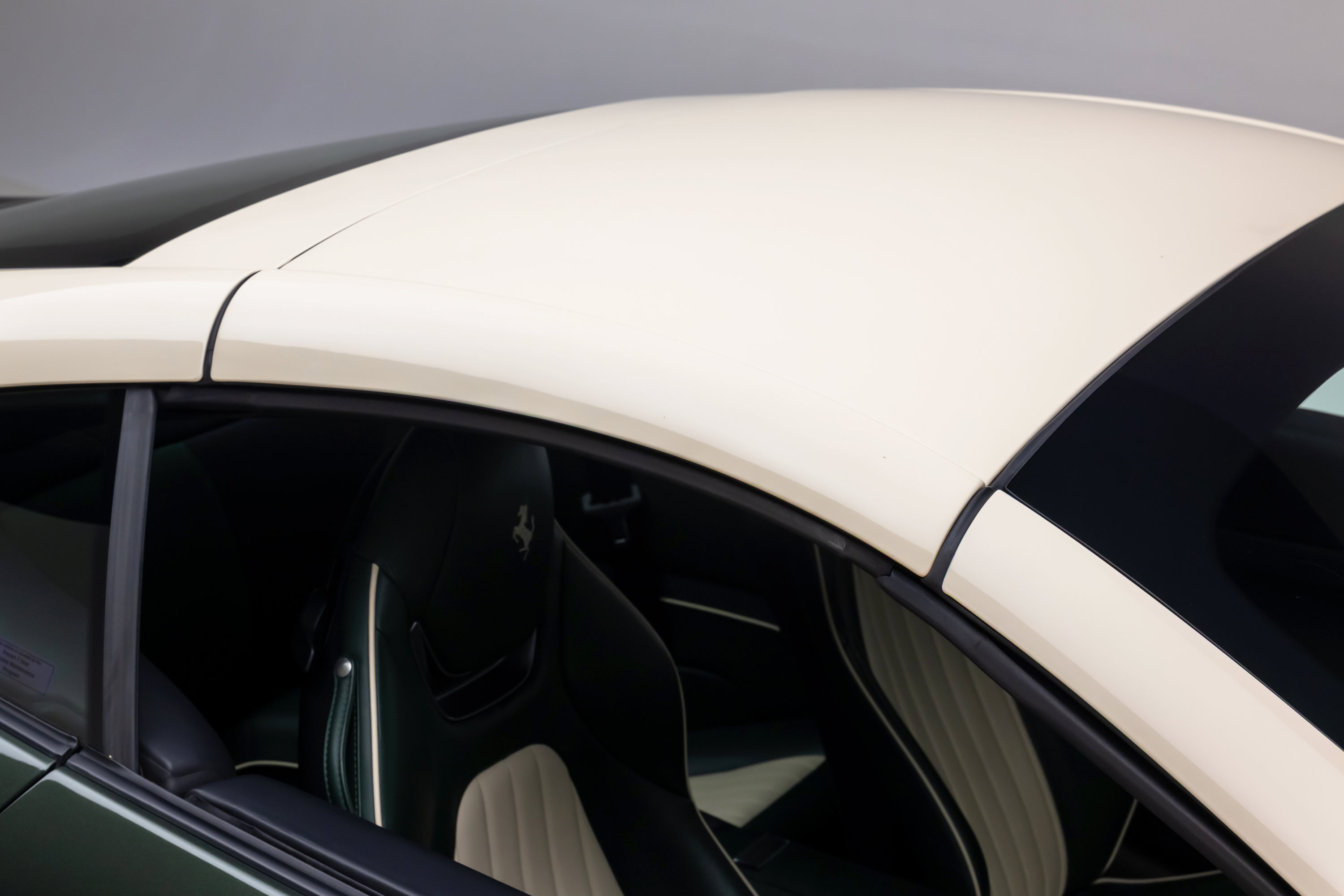 Certified 2019 Ferrari Portofino RWD image 37