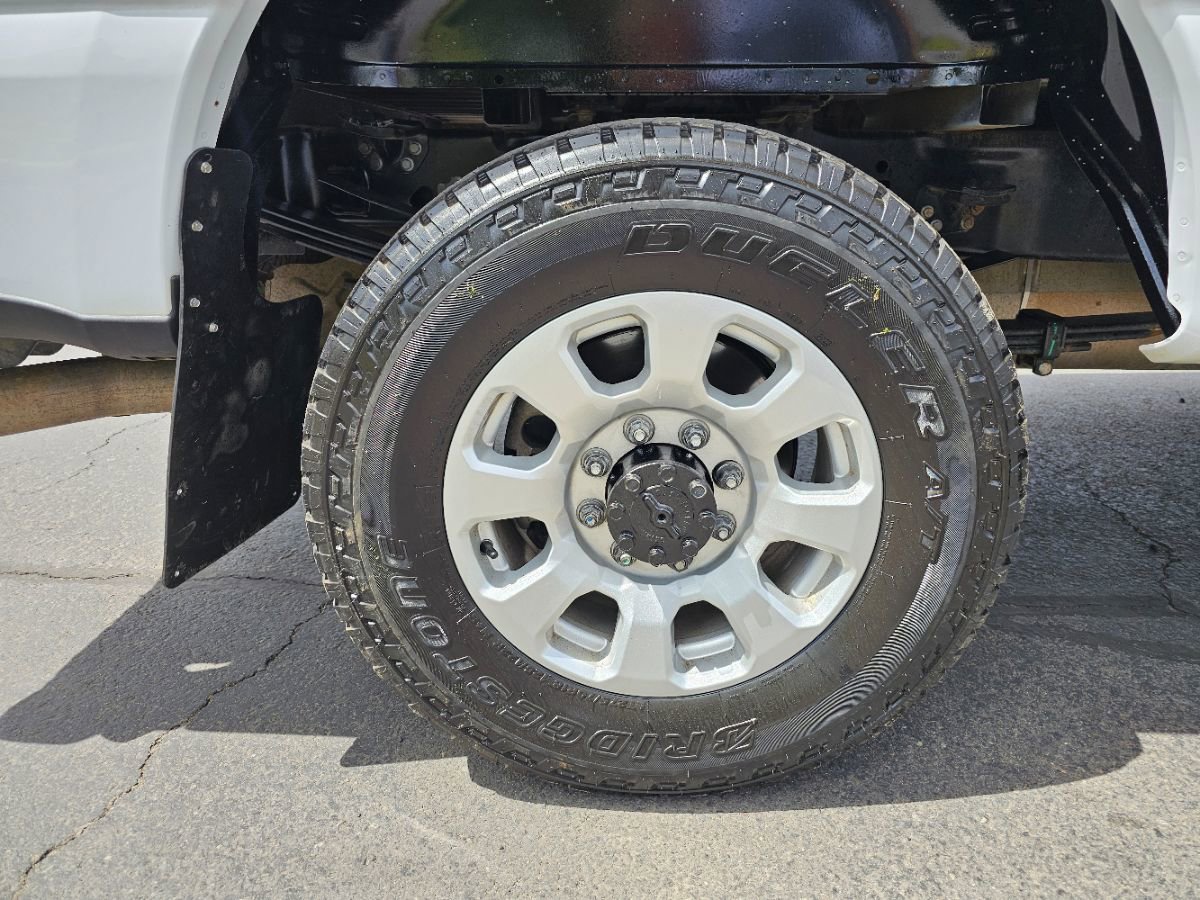 Used 2023 Ford F350 XLT w/ FX4 Off-Road Package image 13