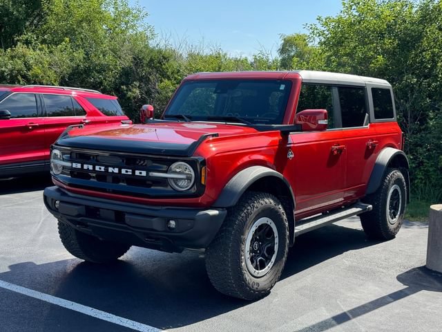 Used 2023 Ford Bronco Outer Banks w/ Sasquatch Package AWD/4WD image 13