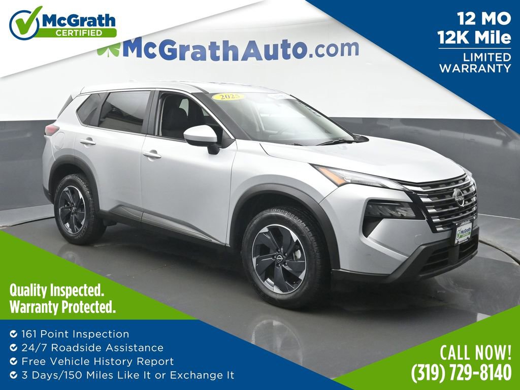 Used 2025 Nissan Rogue SV image 1