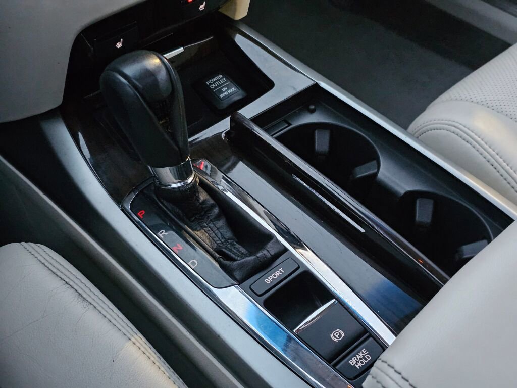 Used 2014 Acura RLX w/ Technology Package image 25