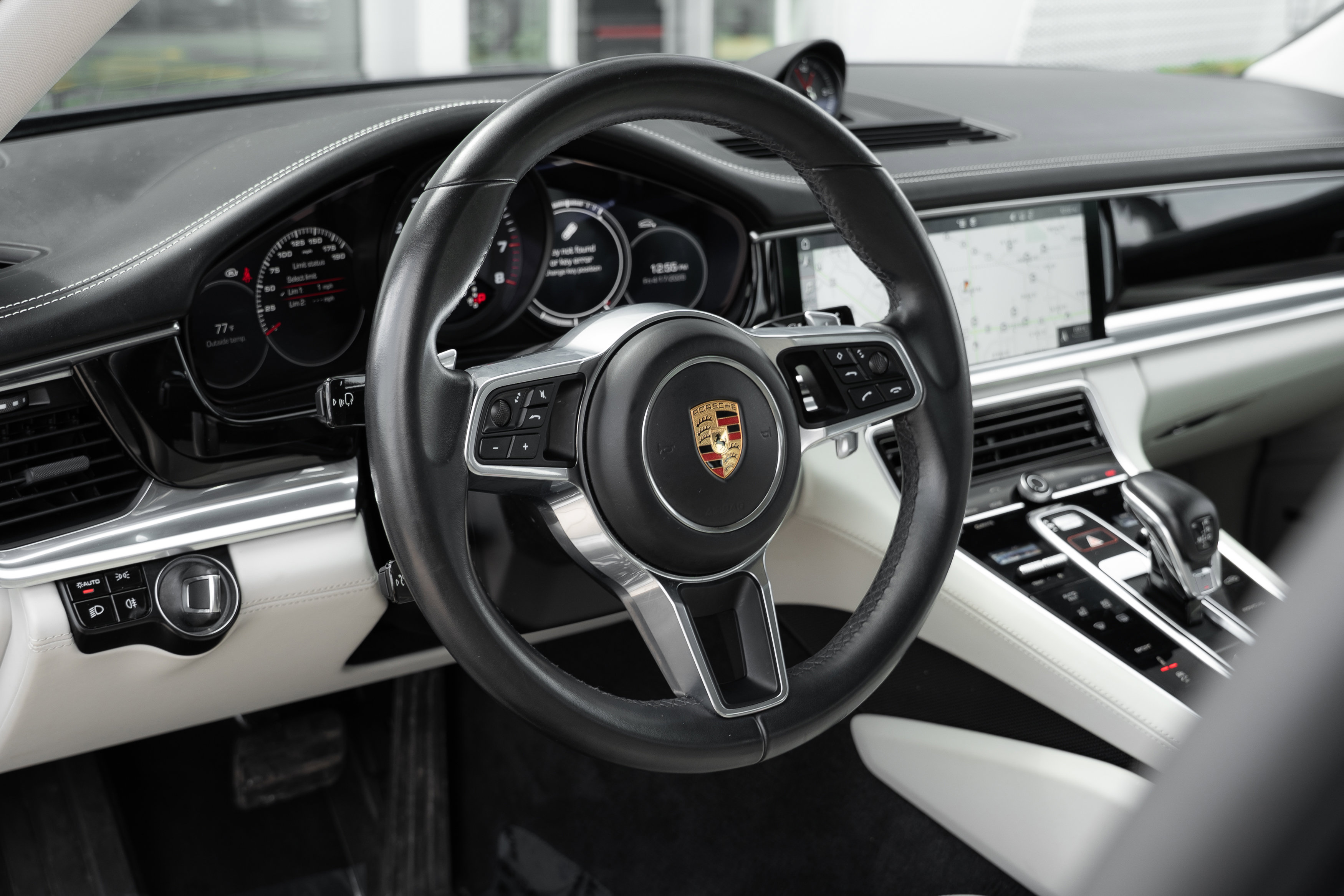 Used 2020 Porsche Panamera 4 AWD/4WD image 11