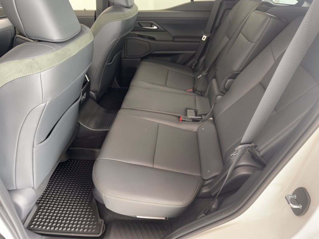 New 2026 Lexus GX 550 w/ Accessory Package (CT) AWD/4WD image 25