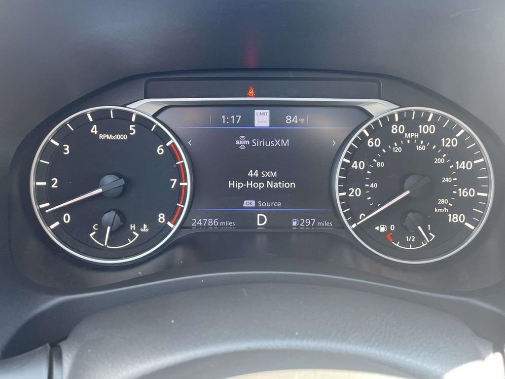 Used 2023 Nissan Altima 2.0 SR image 25