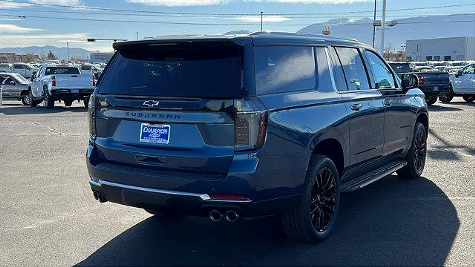 New 2026 Chevrolet Suburban Premier image 5