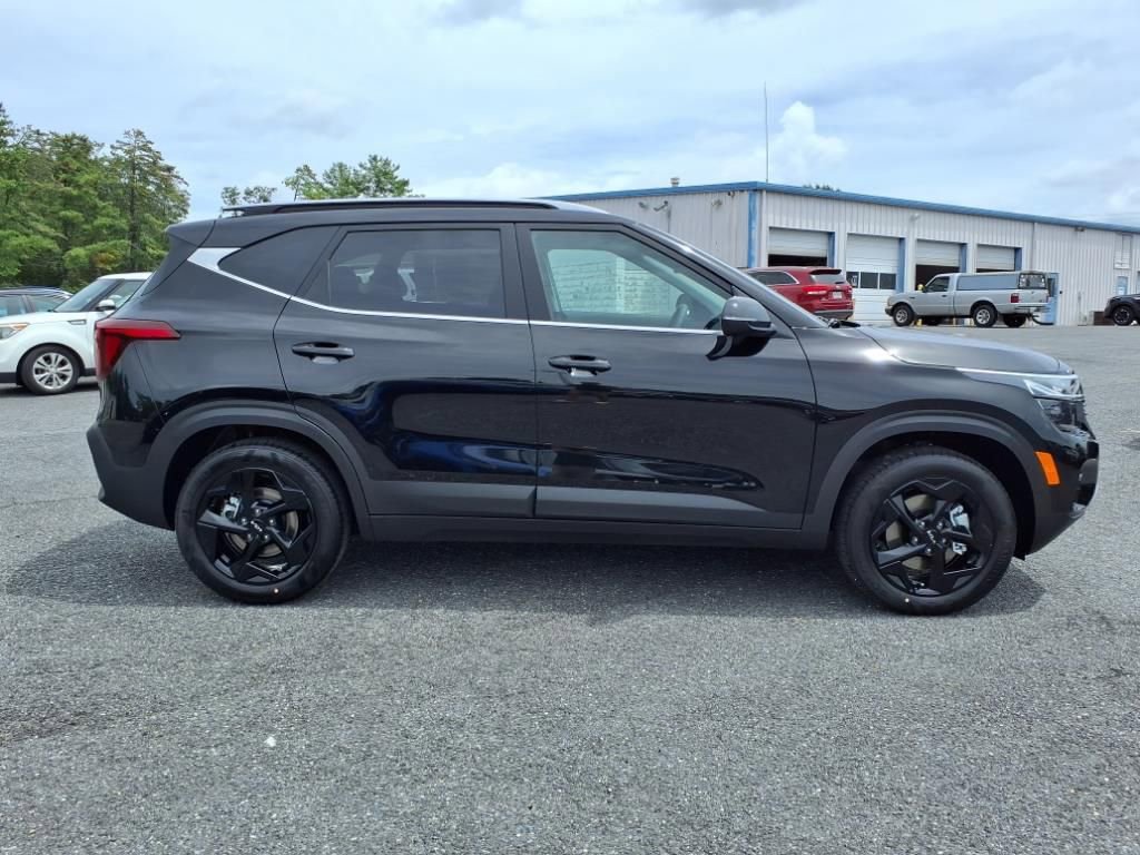 New 2026 Kia Seltos EX w/ EX Sunroof Package image 3