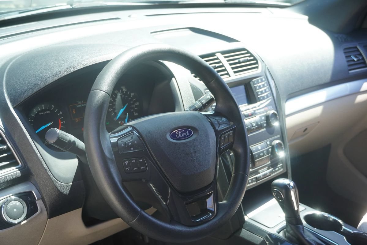 Used 2018 Ford Explorer 4WD image 26