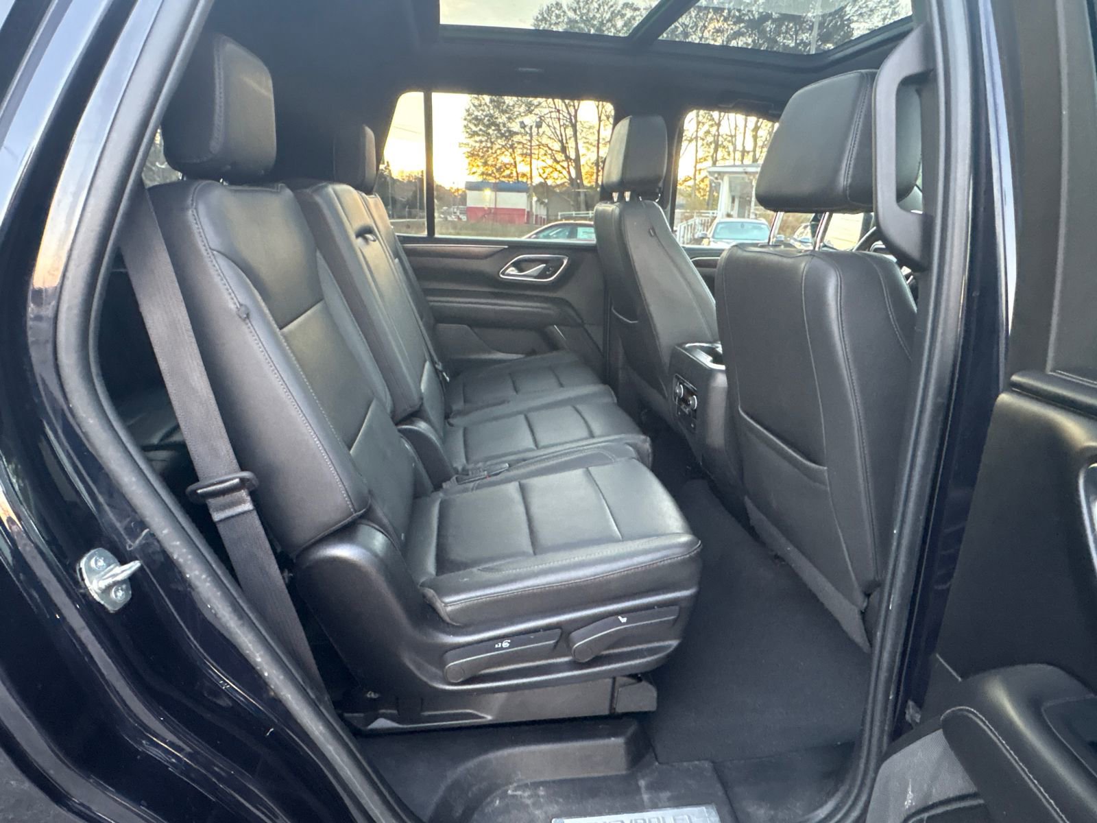 Used 2023 Chevrolet Tahoe Z71 AWD/4WD image 10