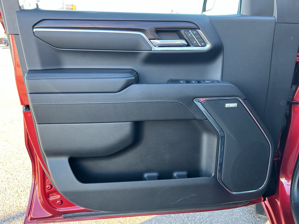 Used 2023 GMC Sierra 1500 SLT w/ SLT Premium Package image 13