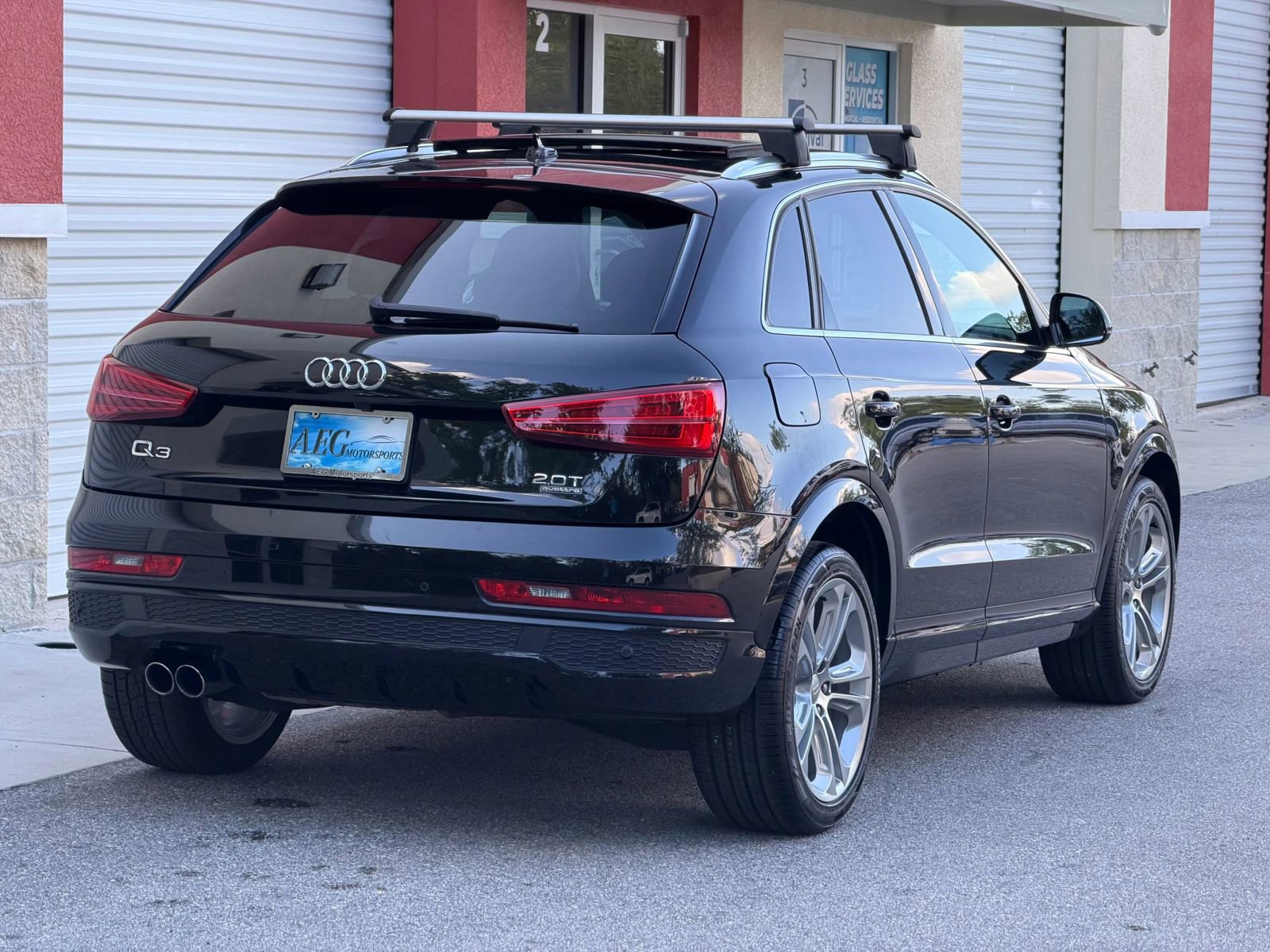 Used 2017 Audi Q3 2.0T Prestige w/ Prestige Package AWD/4WD image 3