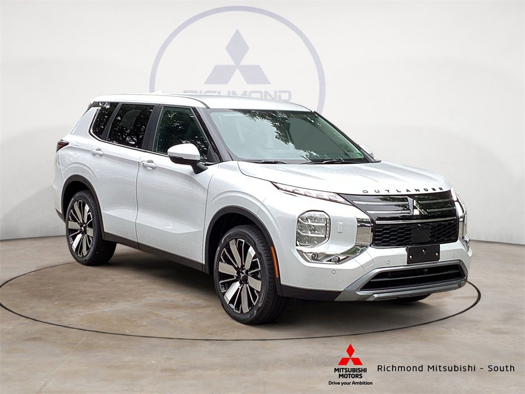 New 2025 Mitsubishi Outlander SE