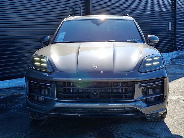 New 2025 Porsche Cayenne Turbo image 10