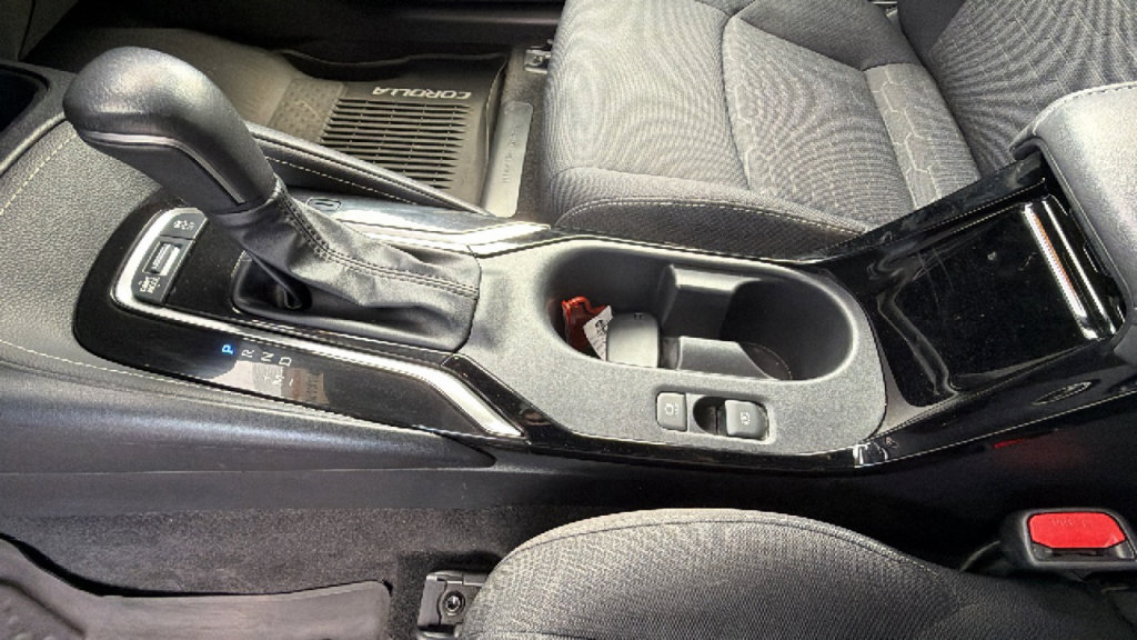 Certified 2023 Toyota Corolla SE FWD image 13