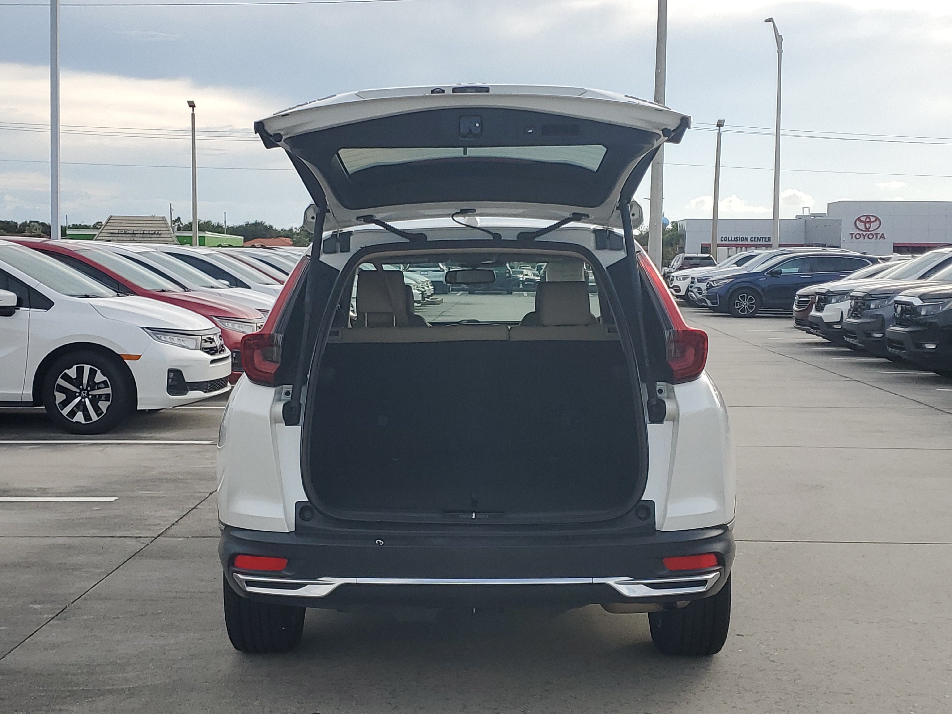 Used 2021 Honda CR-V Touring image 9