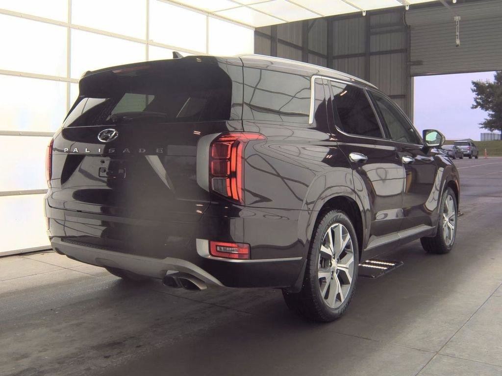 Used 2021 Hyundai Palisade Limited FWD image 8