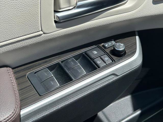 Certified 2024 Toyota Sienna Platinum AWD/4WD image 26