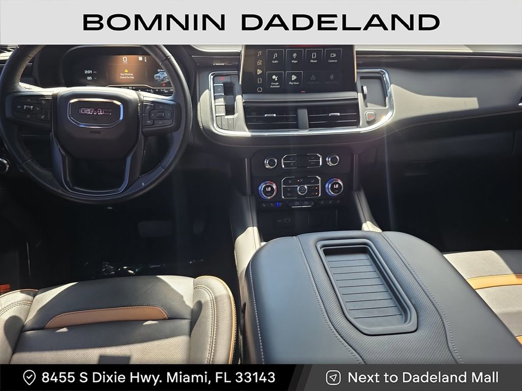 Used 2023 GMC Yukon AT4 w/ Technology Package image 12
