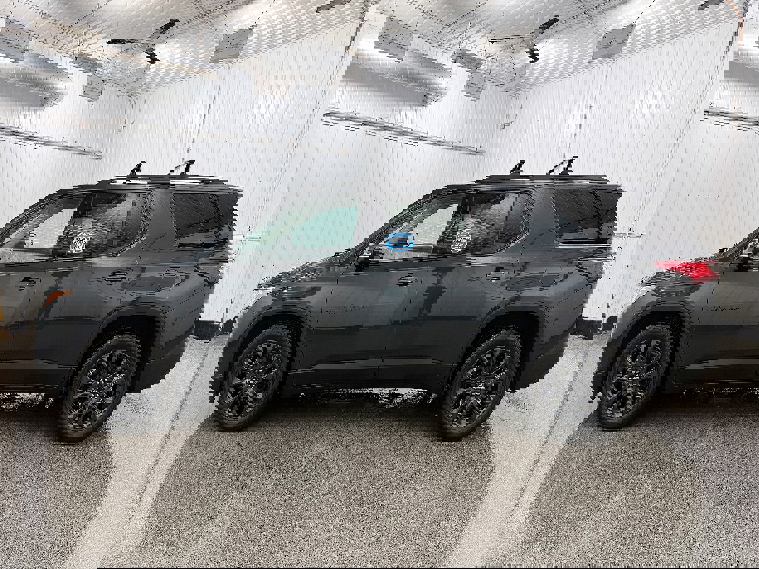 Used 2021 Chevrolet Traverse RS image 27