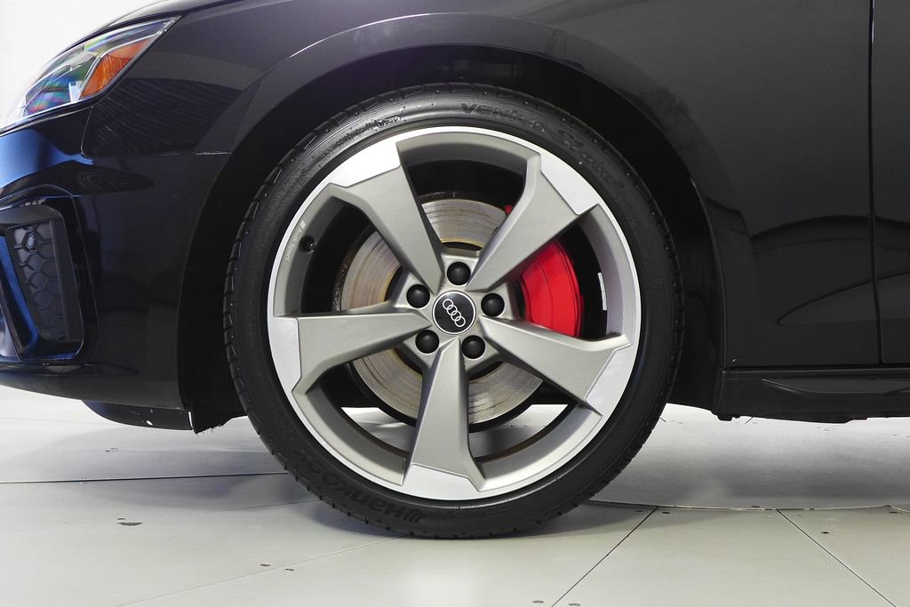 Used 2023 Audi A4 2.0T Premium Plus w/ Premium Plus Package image 5