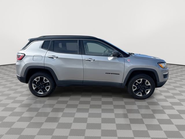 Used 2017 Jeep Compass Trailhawk image 10