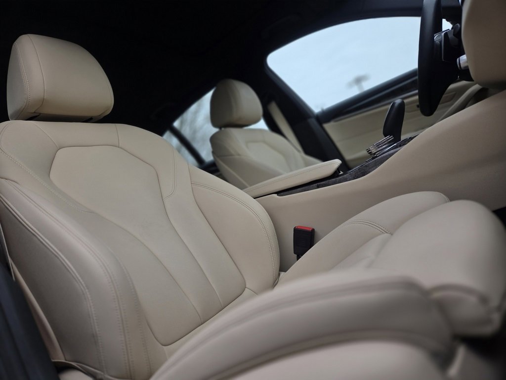 Used 2019 BMW 530i xDrive w/ Convenience Package image 26