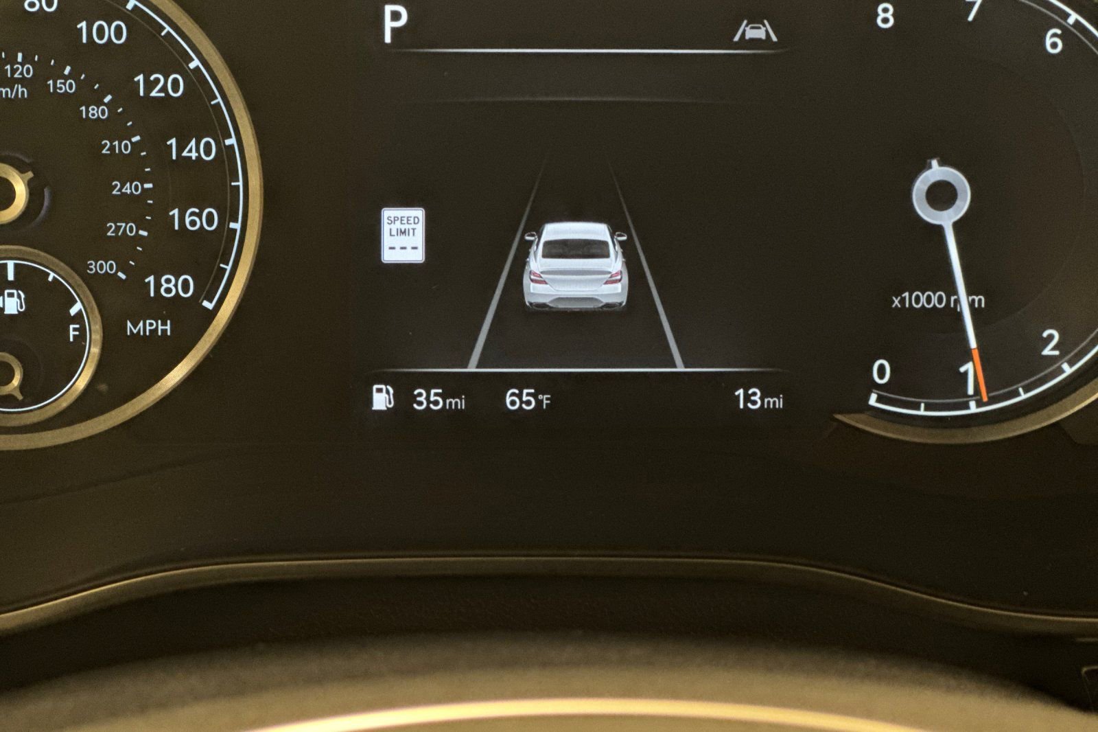 New 2026 Genesis G70 2.5T RWD image 27