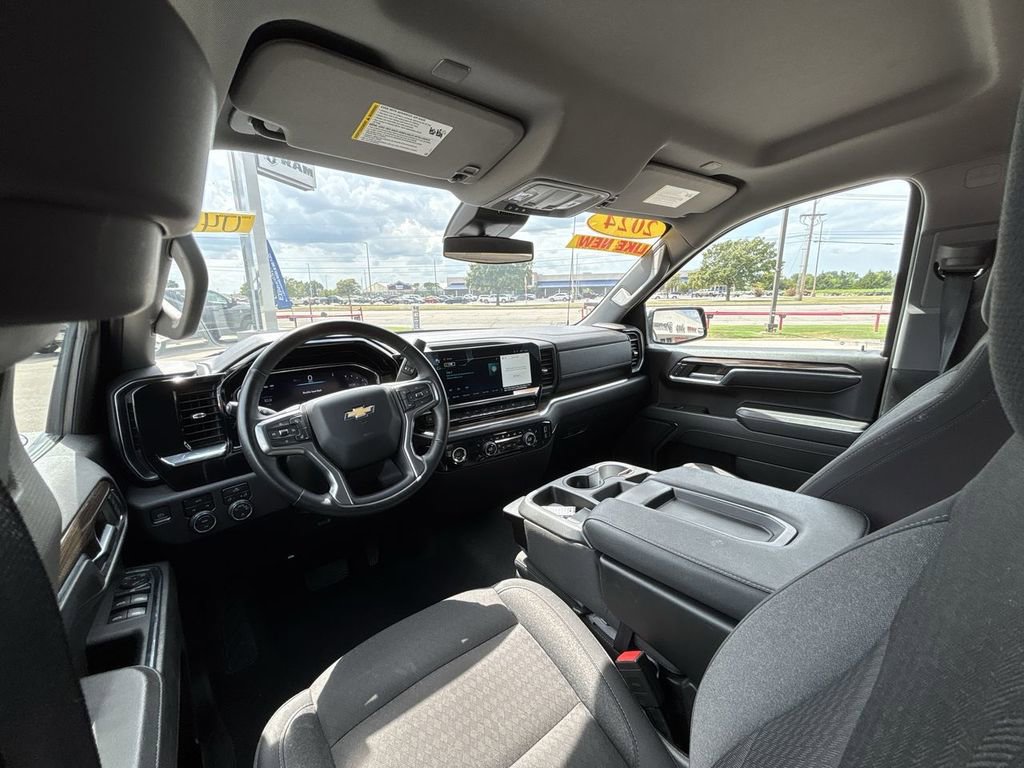 Used 2024 Chevrolet Silverado 1500 LT w/ Protection Package image 16