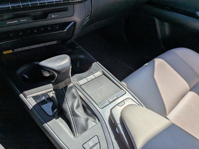 Used 2020 Lexus UX 250h w/ Premium Package AWD/4WD image 11