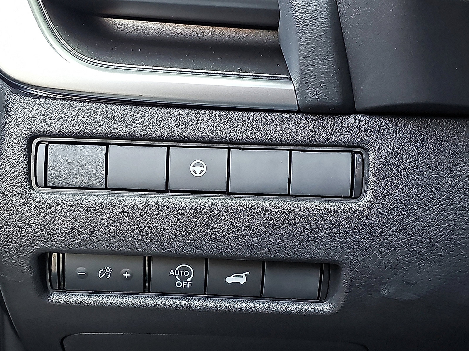 New 2026 Nissan Rogue SV AWD/4WD image 16