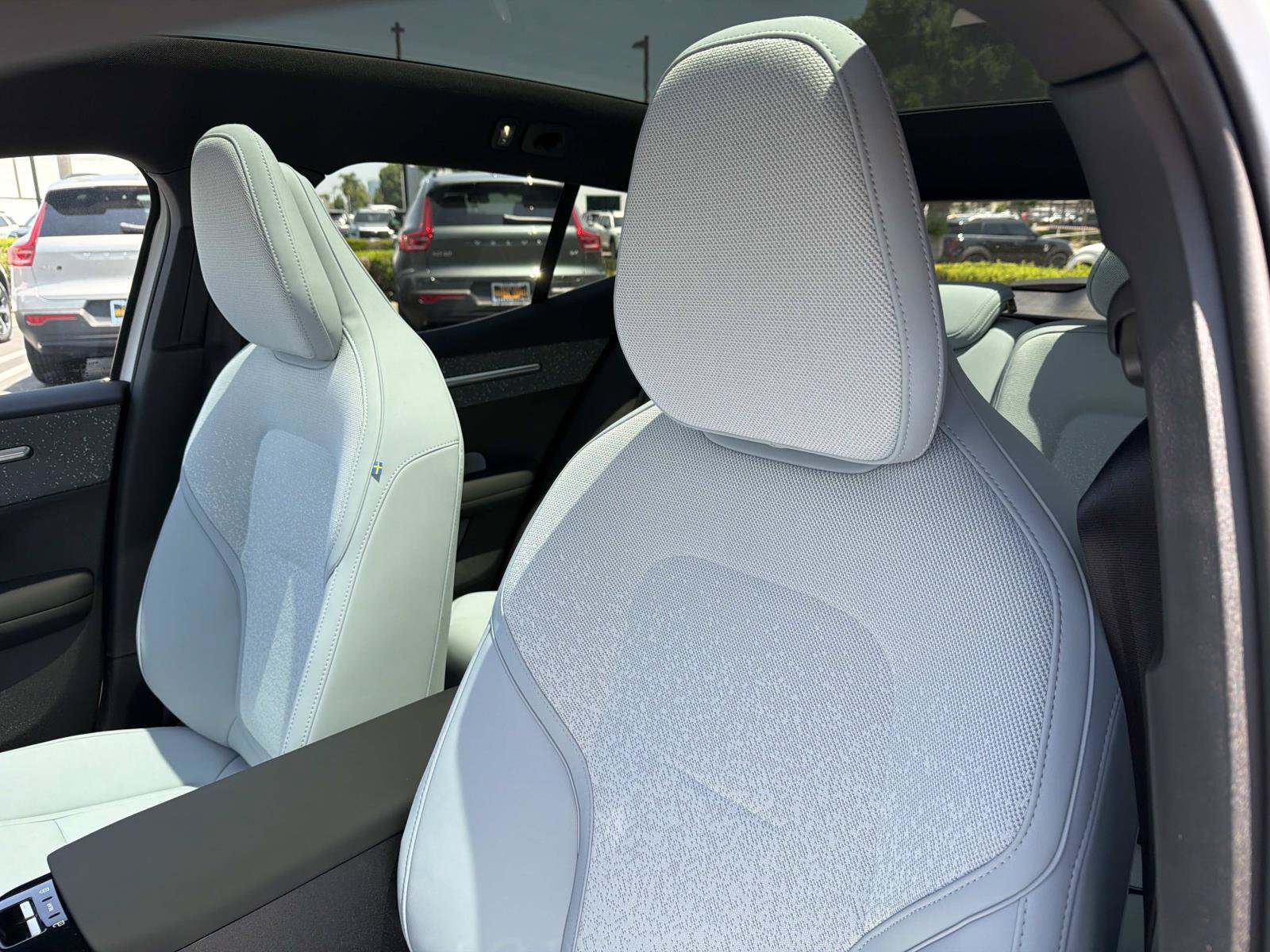 New 2026 Volvo EX30 Ultra AWD/4WD image 15