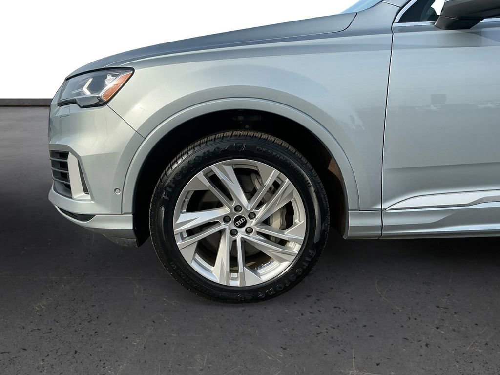 Used 2023 Audi Q7 3.0T Premium Plus AWD/4WD image 13