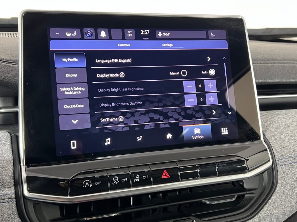 Used 2022 Jeep Compass Latitude w/ Convenience Group image 28