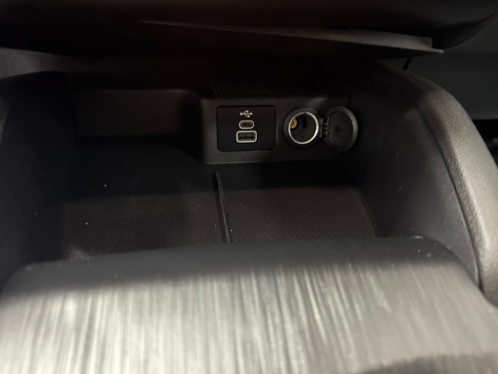 Used 2024 Ford Escape Active AWD/4WD image 41