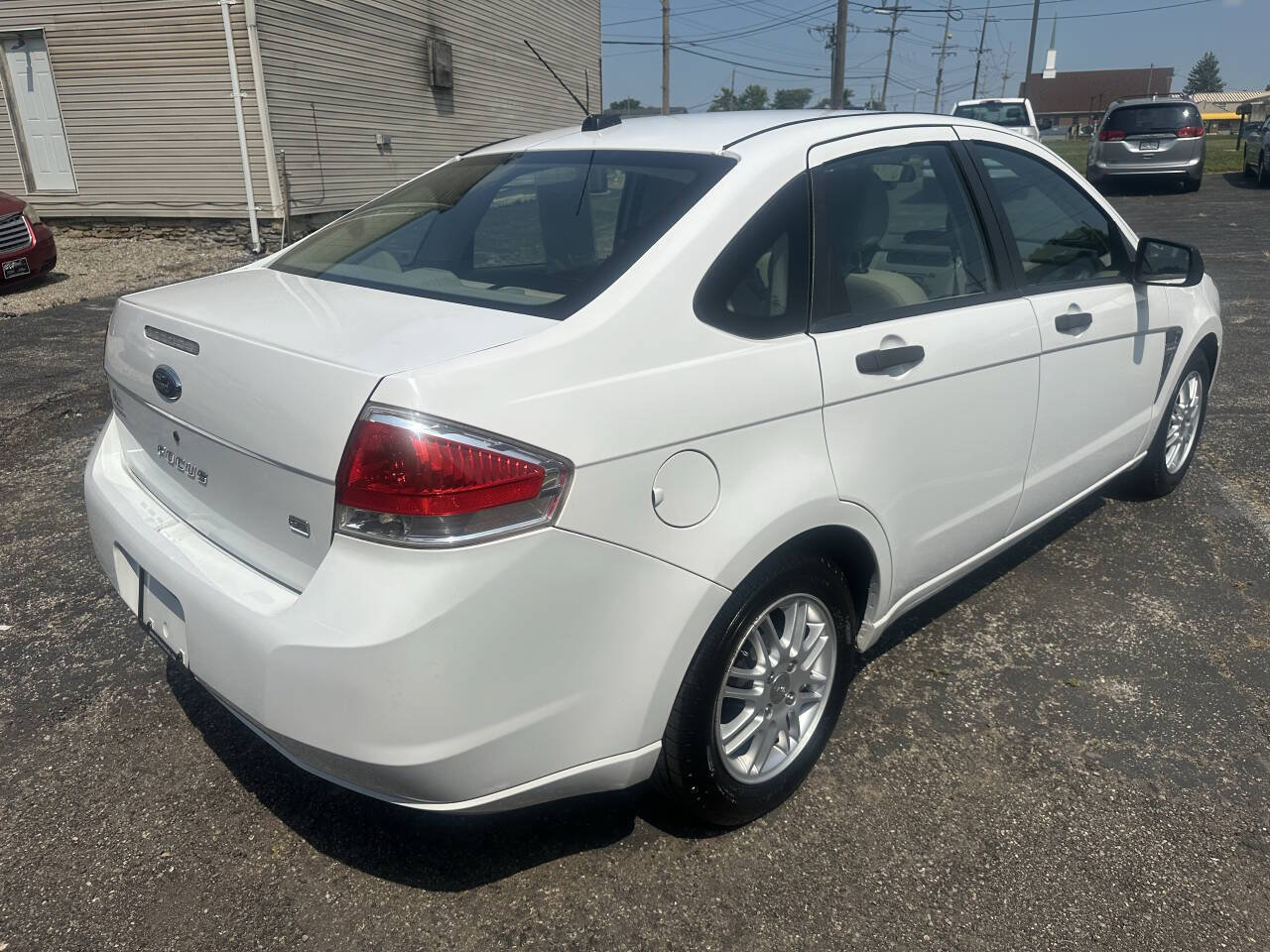 Used 2008 Ford Focus SE FWD image 6