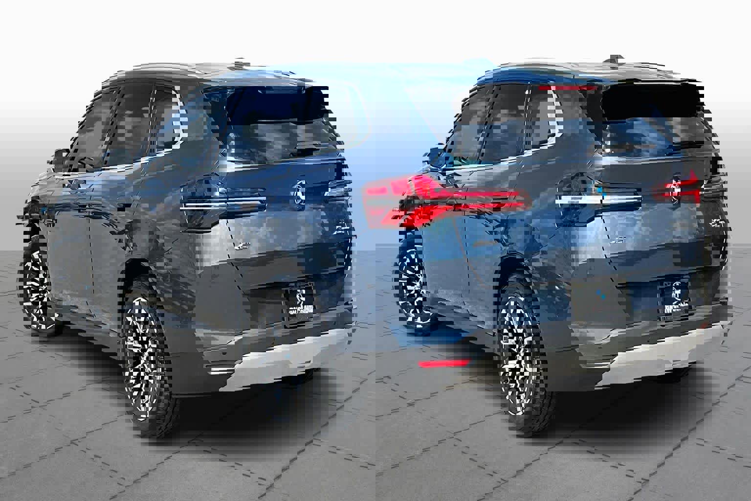 Certified 2025 BMW X3 xDrive30i w/ Premium Package AWD/4WD image 11