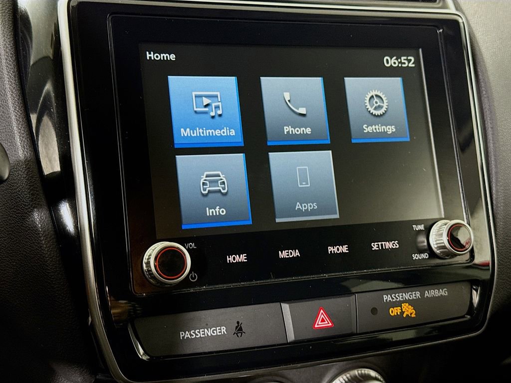 Used 2025 Mitsubishi Outlander Sport LE image 6