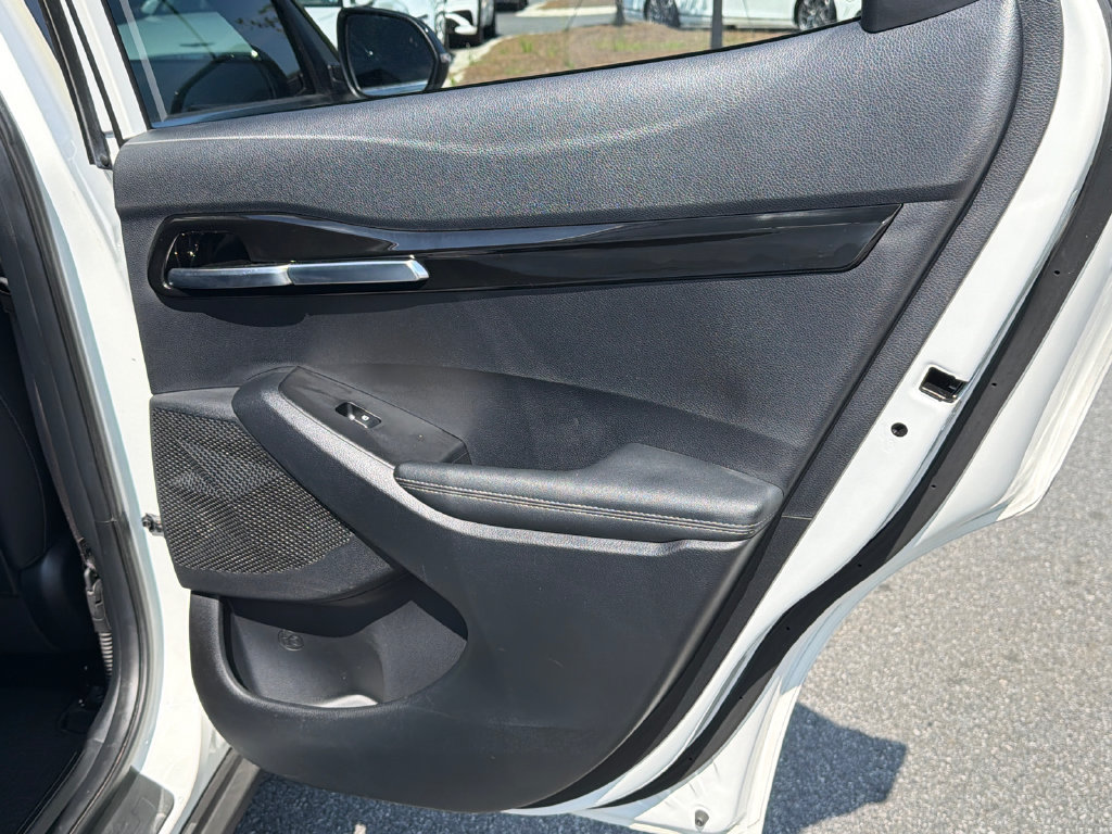 Used 2024 Kia Seltos S FWD image 18